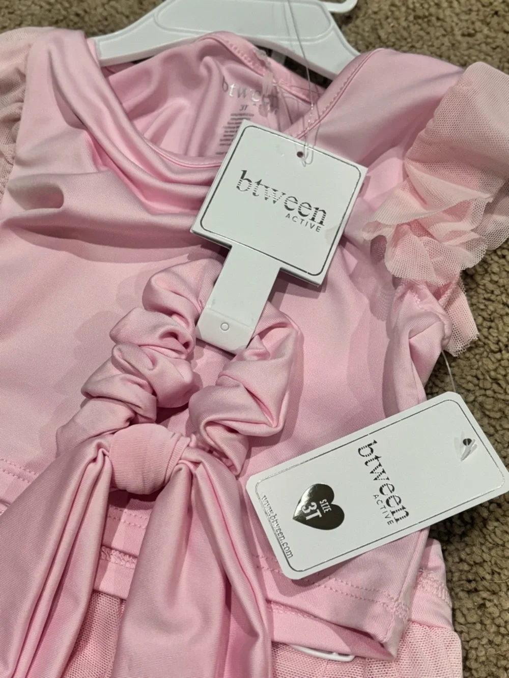 NWT btween Active 3T Pink Tulle Girls' 3 Piece Set Shirt Skirt & Hair Tie Bow - Picture 3 of 3